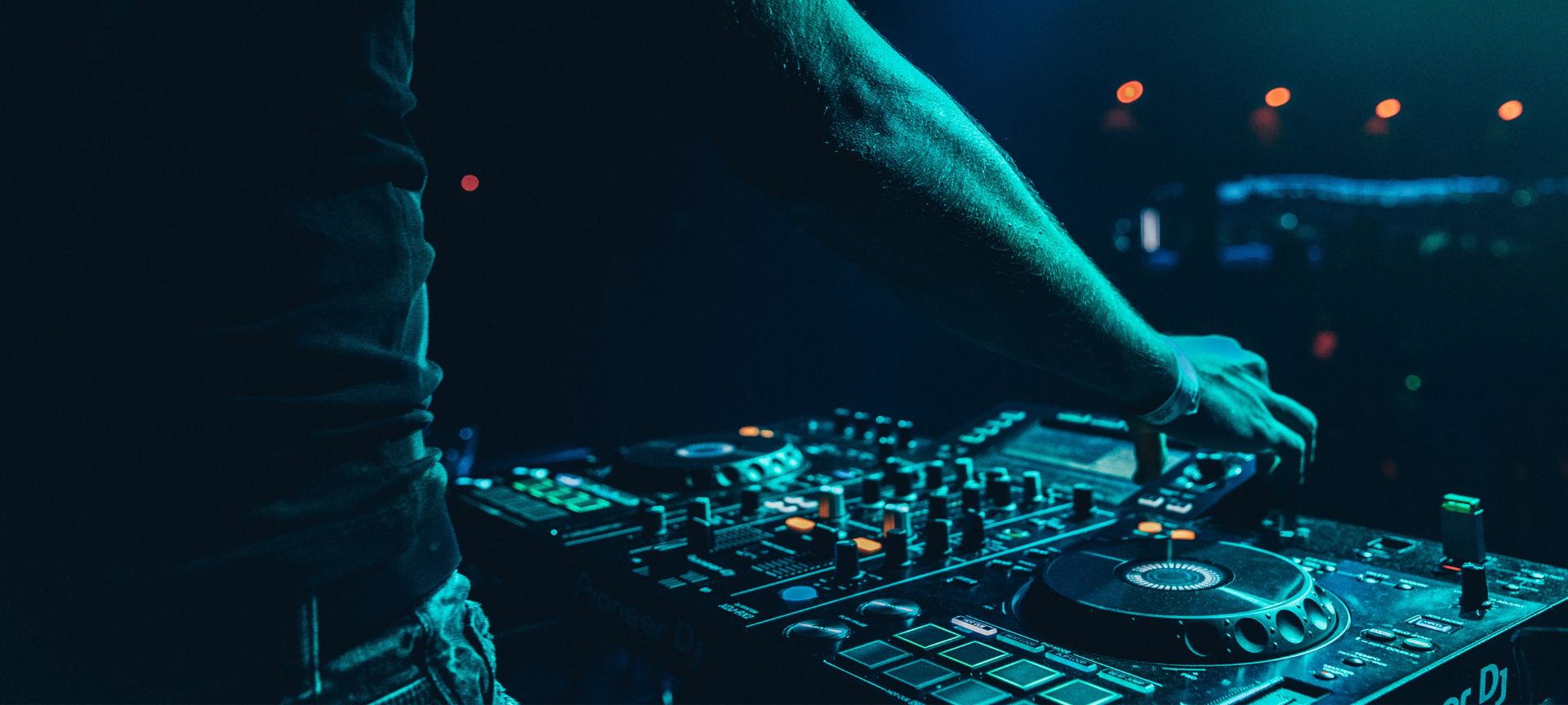 DJ´s gestalten Ihr Event.